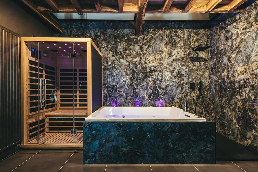 Le Duplex De L'Etoile Home Cinema Jacuzzi Et Sauna Privatif Longmesnil Εξωτερικό φωτογραφία