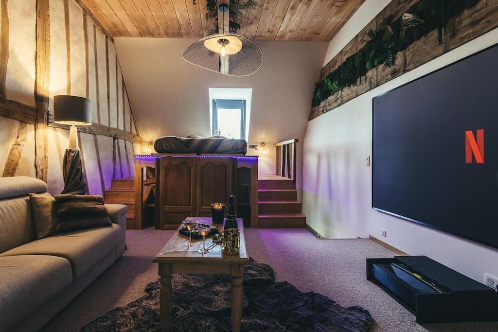Le Duplex De L'Etoile Home Cinema Jacuzzi Et Sauna Privatif Longmesnil Εξωτερικό φωτογραφία